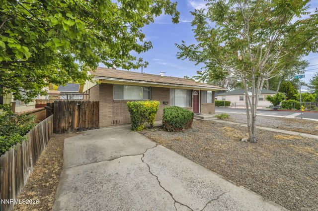 908 12th Street, Sparks, NV 89431