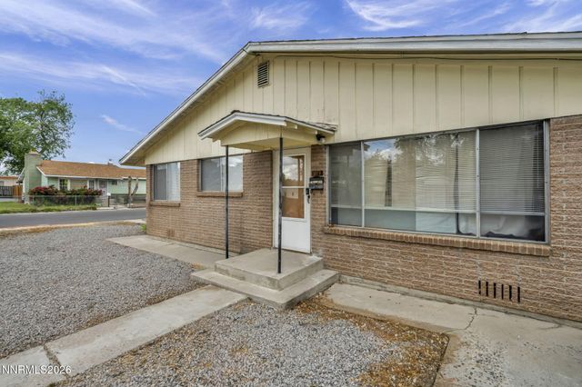 908 12th Street, Sparks, NV 89431