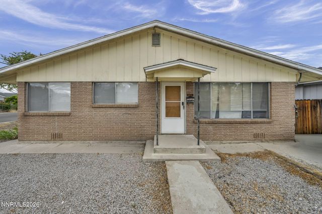 908 12th Street, Sparks, NV 89431