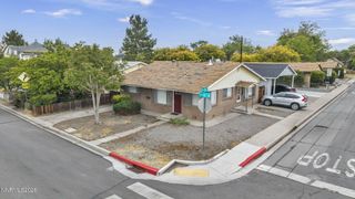 908 12th Street, Sparks, NV 89431