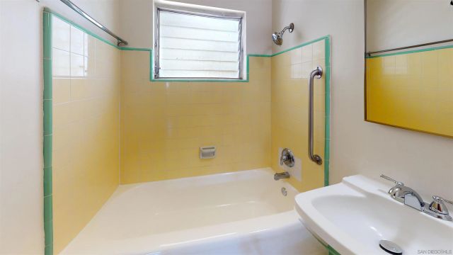 830 C Ave, Coronado, CA 92118