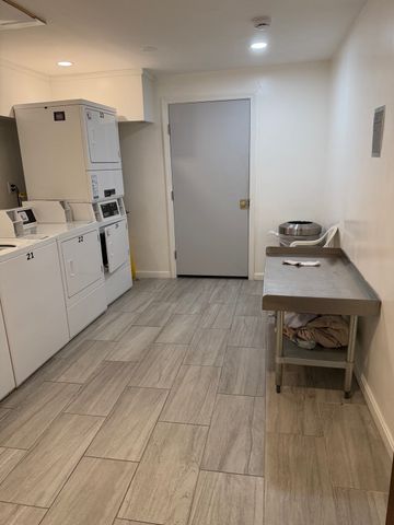 655 West Lowell Avenue 20, Haverhill, MA 01832