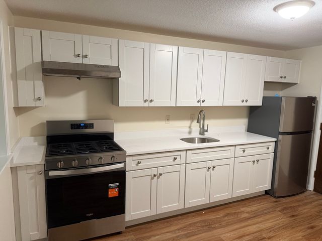 655 West Lowell Avenue 20, Haverhill, MA 01832