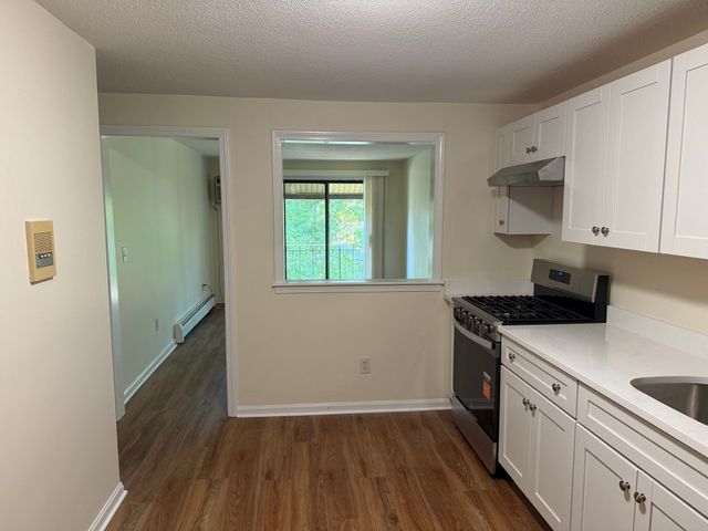655 West Lowell Avenue 20, Haverhill, MA 01832