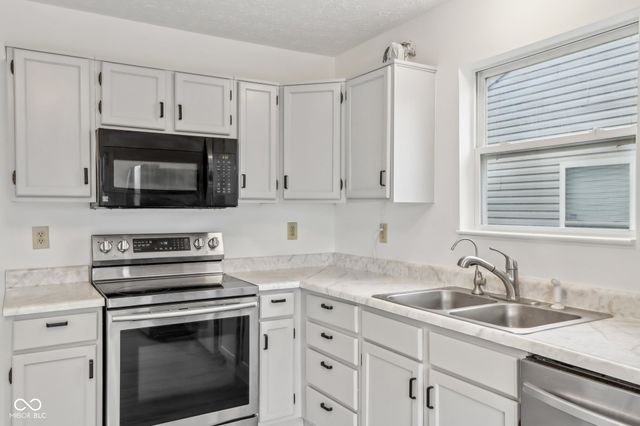 5344 Arbor Creek Drive, Indianapolis, IN 46254