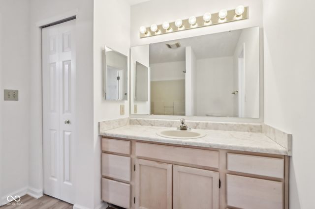 5344 Arbor Creek Drive, Indianapolis, IN 46254