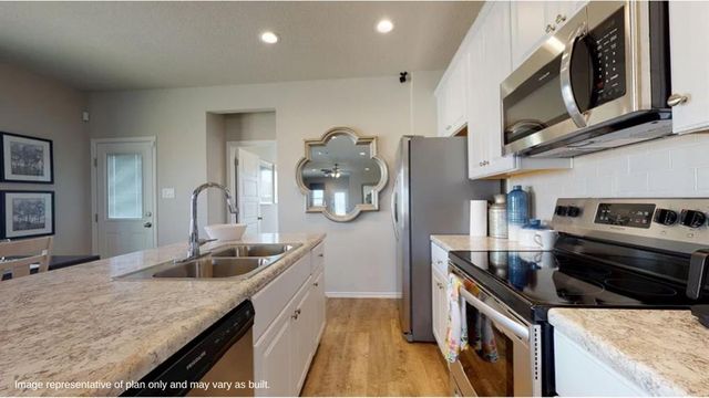 10061 Appaloosa Lane, Yukon, OK 73099