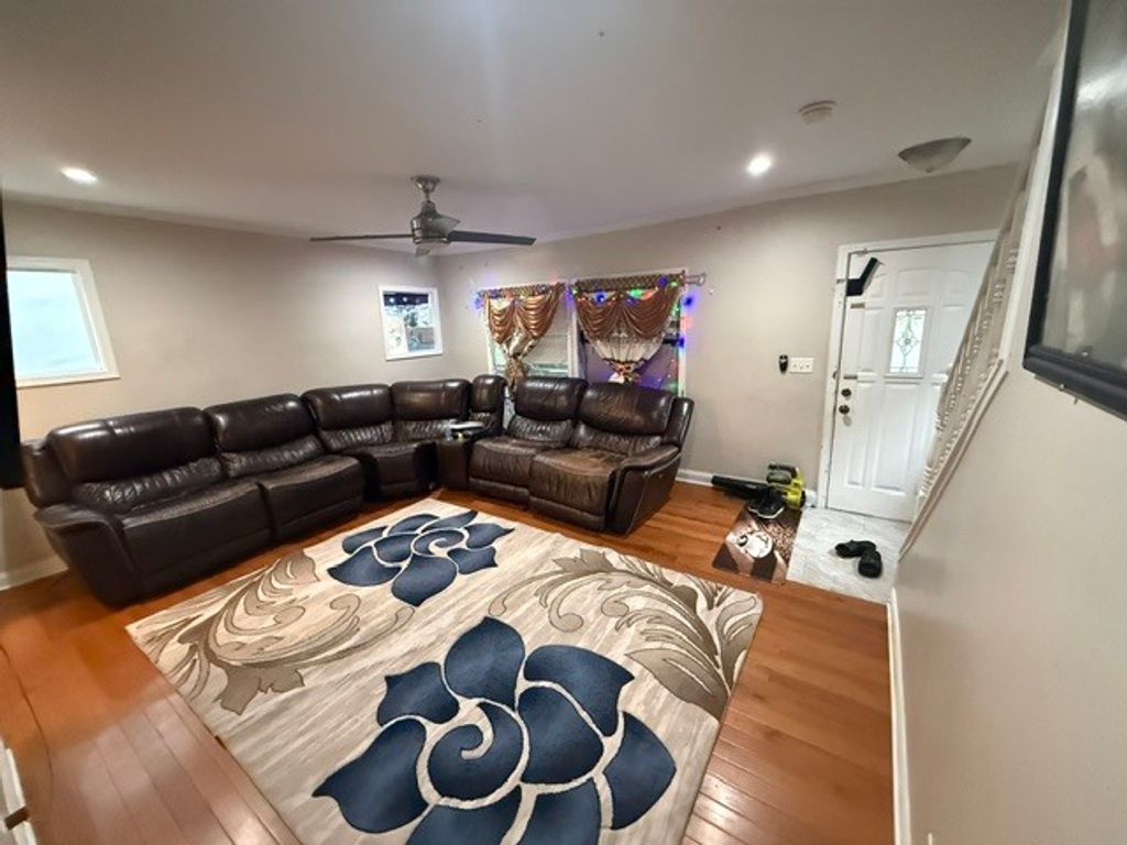 1939 Hartrey Avenue, Evanston, IL 60201 — photo 3