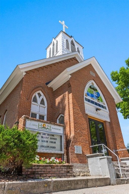 236 S 3rd Street, Livingston, MT 59047 photo 3