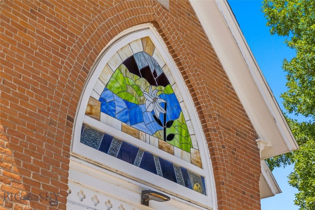 236 S 3rd Street, Livingston, MT 59047 photo 4