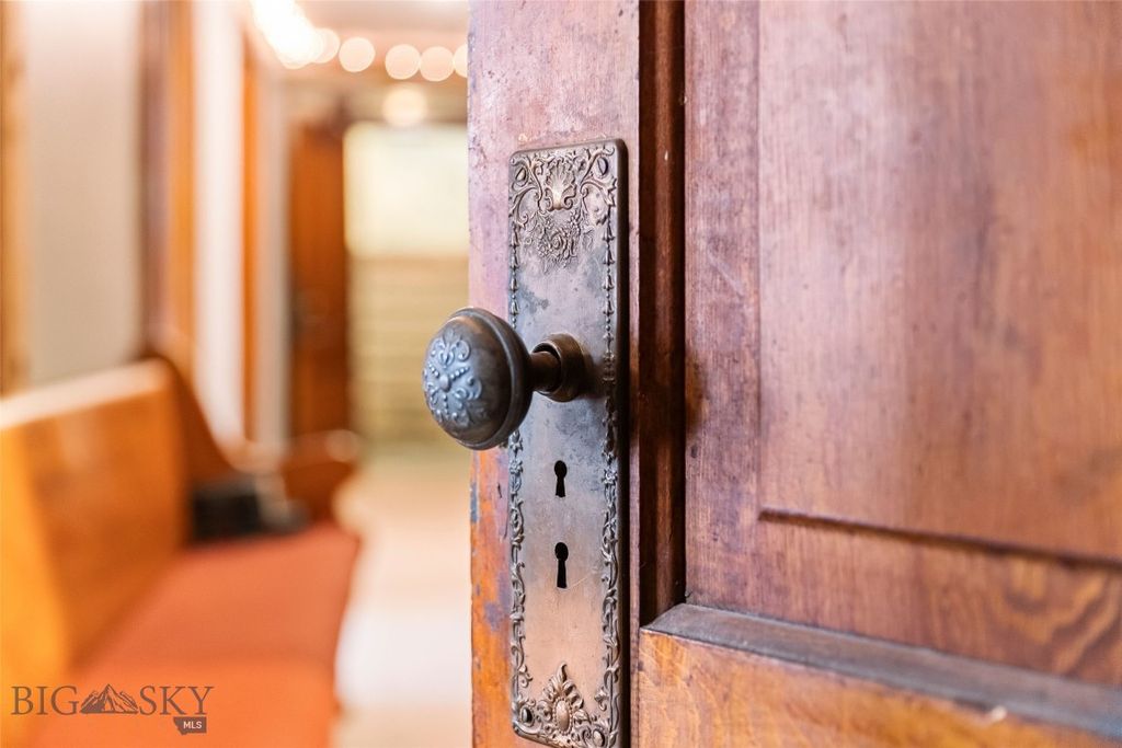 236 S 3rd Street, Livingston, MT 59047 photo 73