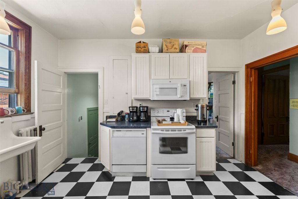 236 S 3rd Street, Livingston, MT 59047 photo 82