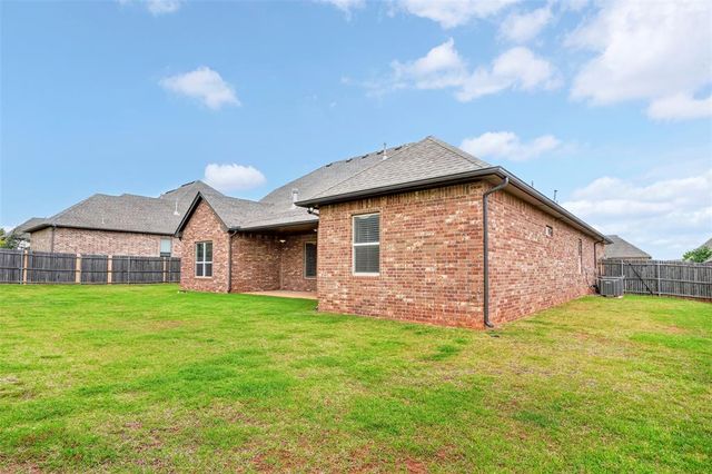 15917 Foxtail Trail, Edmond, OK 73013