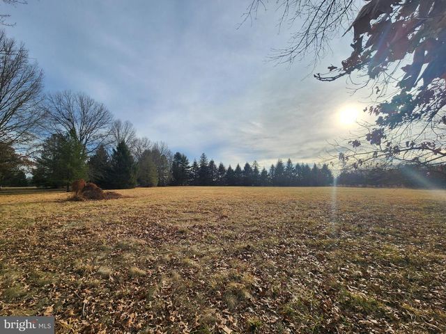 00 PINE LN, Newtown, PA 18940
