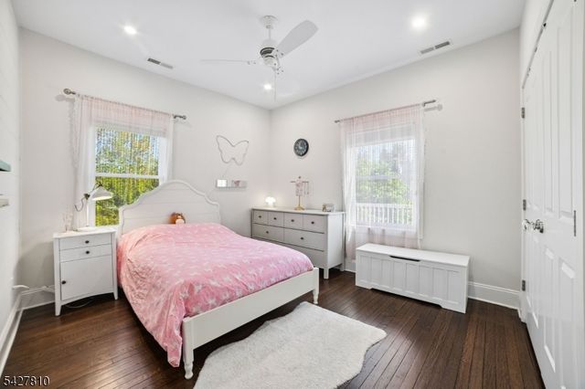 77 Kent Place Blvd, Summit City, NJ 07901