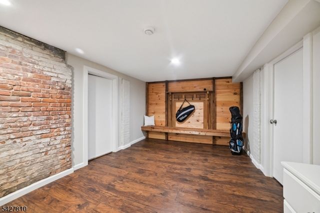 77 Kent Place Blvd, Summit City, NJ 07901