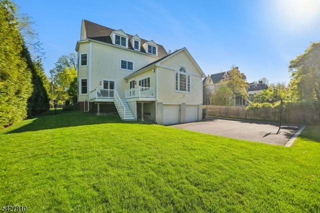 77 Kent Place Blvd, Summit City, NJ 07901