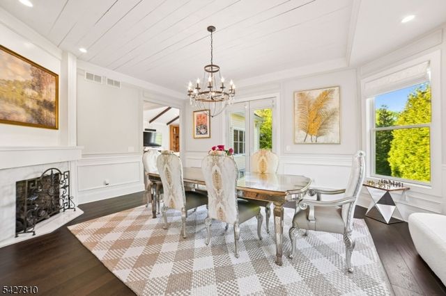 77 Kent Place Blvd, Summit City, NJ 07901