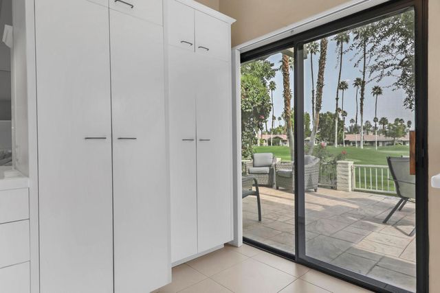 58 Lookout Drive, Palm Desert, CA 92211