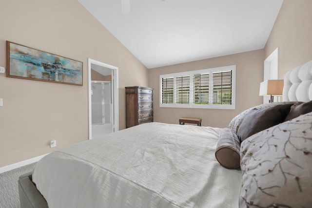 58 Lookout Drive, Palm Desert, CA 92211