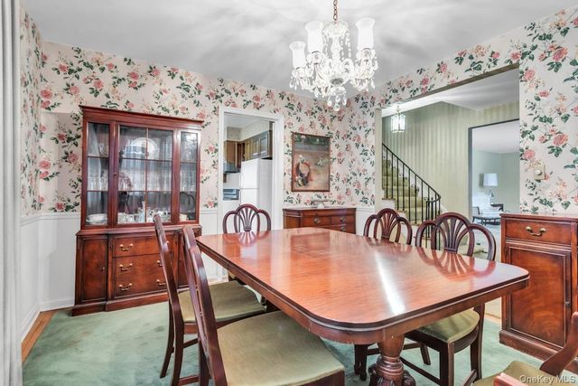 409 Titus Way, East Williston, NY 11596