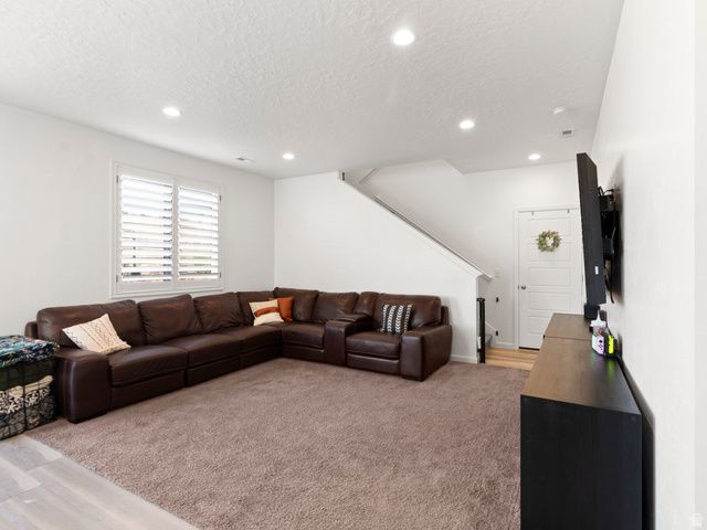 2191 N ELDERBERRY DR, Saratoga Springs, UT 84045