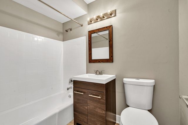 15 Briar Street 05, Glen Ellyn, IL 60137
