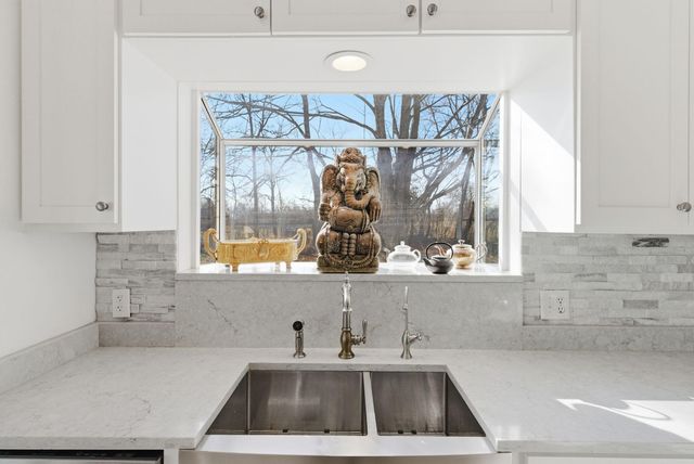 5770 Stewart Road, Lexington, KY 40516