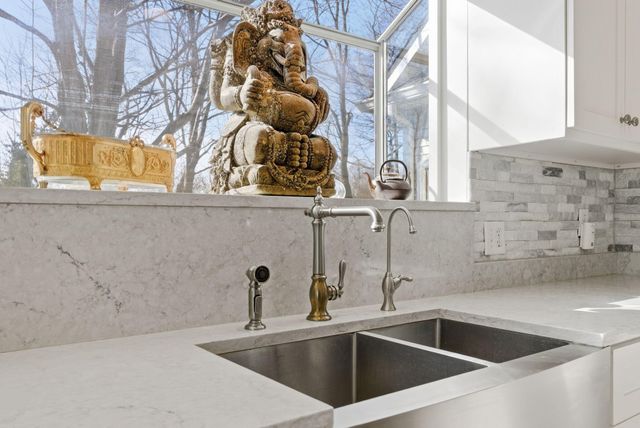 5770 Stewart Road, Lexington, KY 40516