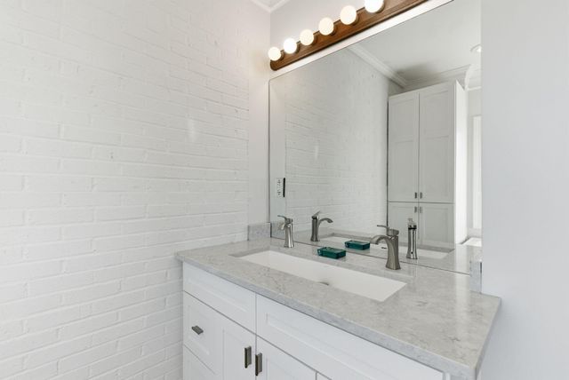 5770 Stewart Road, Lexington, KY 40516