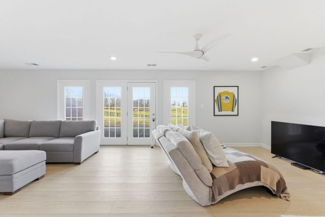 5770 Stewart Road, Lexington, KY 40516