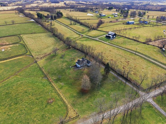 5770 Stewart Road, Lexington, KY 40516