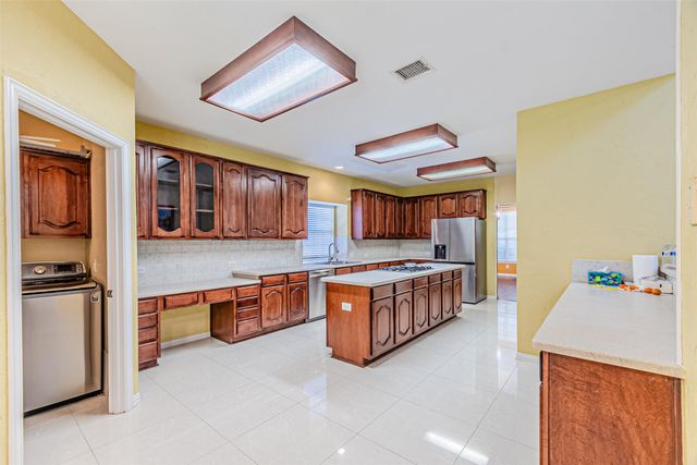 1913 Blue Ridge Drive, Flower Mound, TX 75028