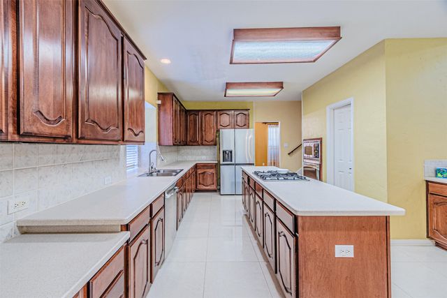 1913 Blue Ridge Drive, Flower Mound, TX 75028