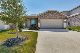 162 Greengate Drive, Boyd, TX 76023