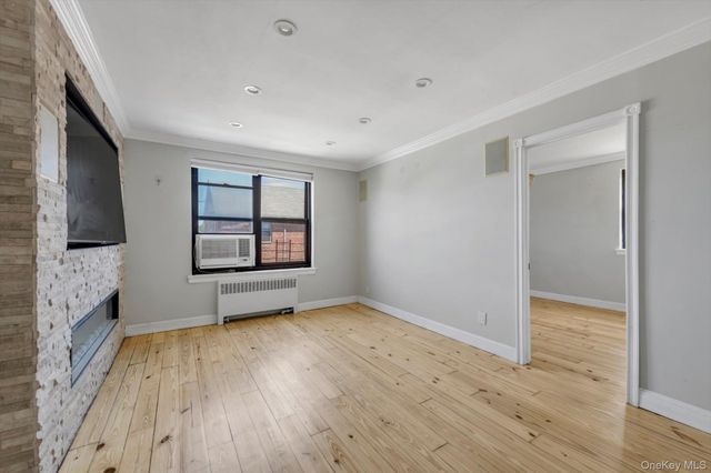 20106 Rocky Hill Road 6G2, Bayside, NY 11361