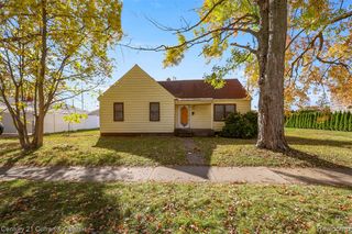 24541 Hass Street, Dearborn Heights, MI 48127