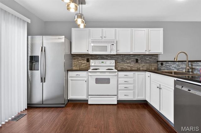 7735 Boardwalk Tower Circle, O'fallon, MO 63368