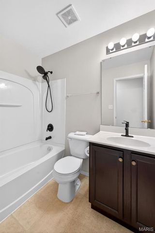 7735 Boardwalk Tower Circle, O'fallon, MO 63368