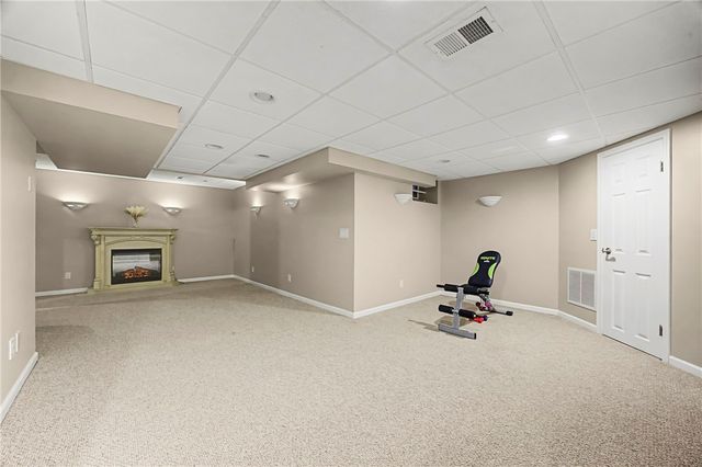 310 Willow Creek Lane, Irondequoit, NY 14622