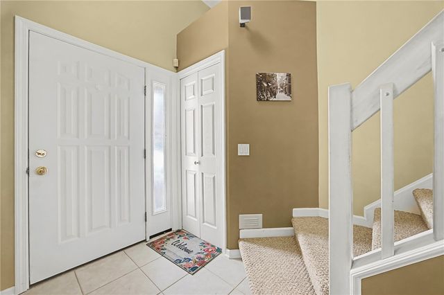 310 Willow Creek Lane, Irondequoit, NY 14622