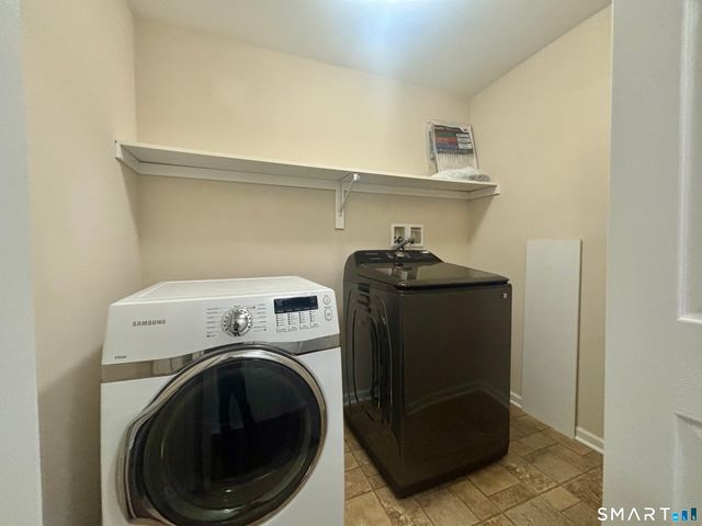 130 Meridian Street 309, Groton, CT 06340