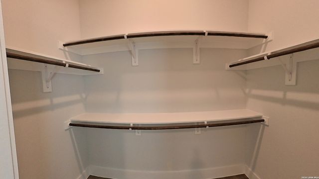 330 E Carson St Apt 1303, San Antonio, TX 78208