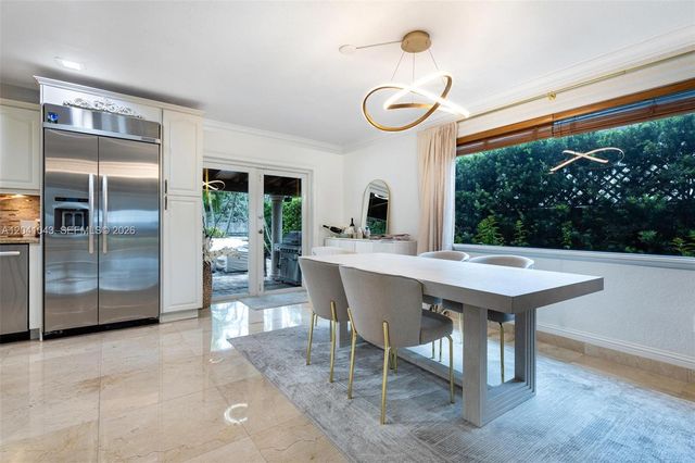 3220 NE 164th St, North Miami Beach, FL 33160