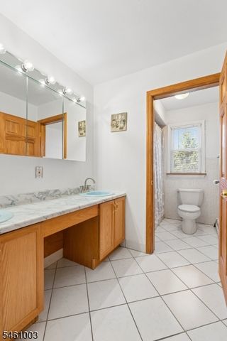 202 E 11Th St, Clifton City, NJ 07011