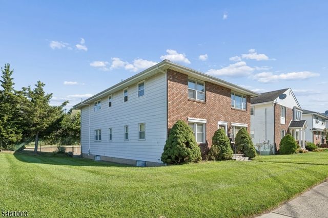 202 E 11Th St, Clifton City, NJ 07011