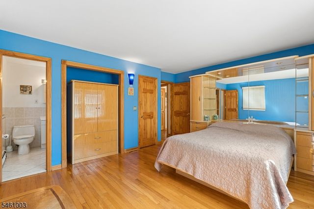 202 E 11Th St, Clifton City, NJ 07011