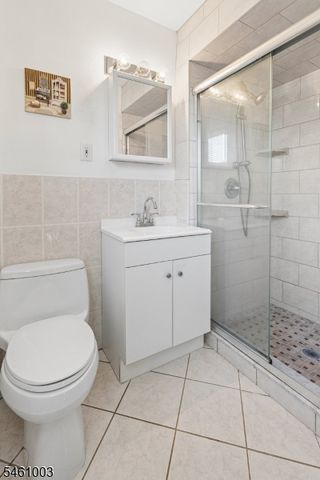 202 E 11Th St, Clifton City, NJ 07011