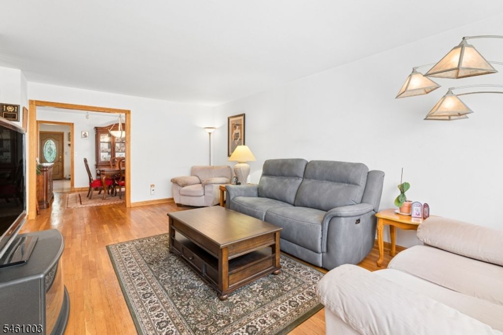 202 E 11Th St, Clifton City, NJ 07011 — photo 3