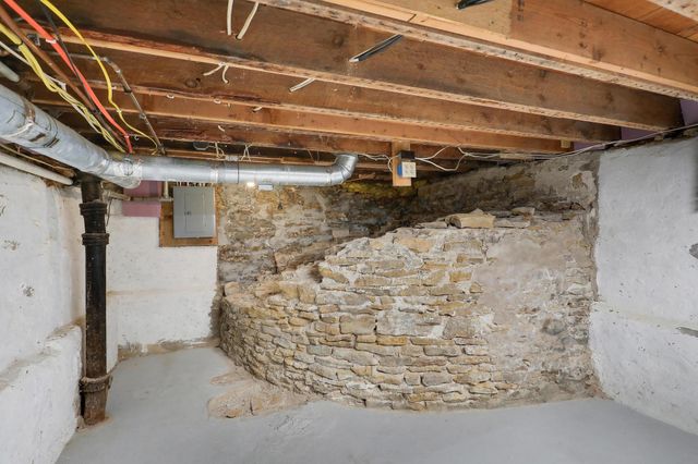 421 Oak Street, Farmington, MN 55024